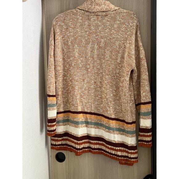 Cardigan - Picture 2 of 3